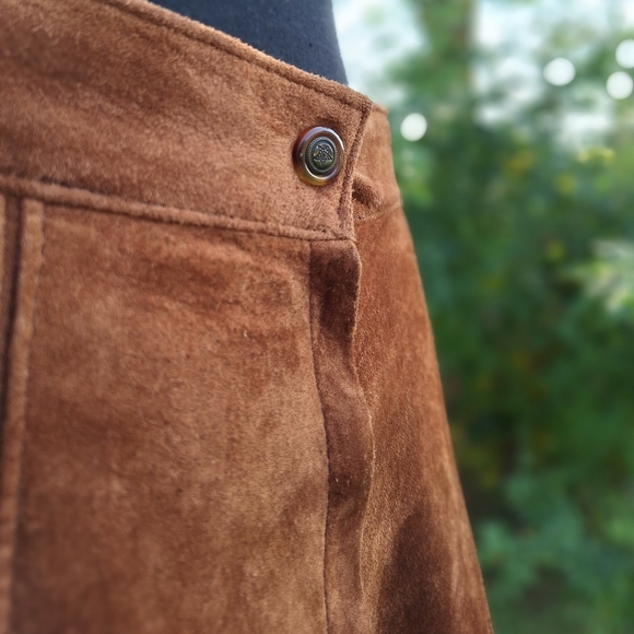 (10) Vintage Suede Leather Pleated Maxi Skirt, The Olde Hide House - Picture 7 of 16